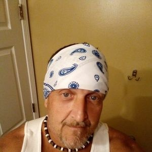 Meet your Posher, Bobby